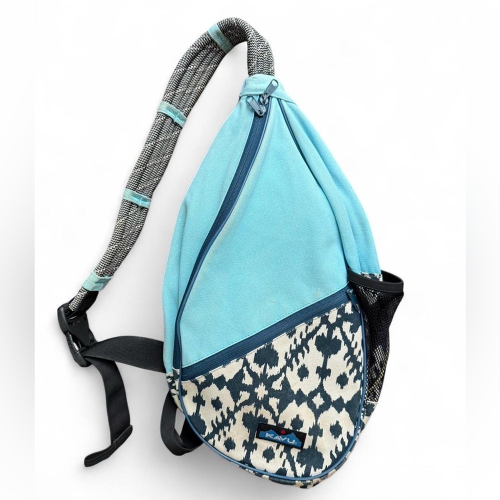 KAVU sling in light blue. Very good condition